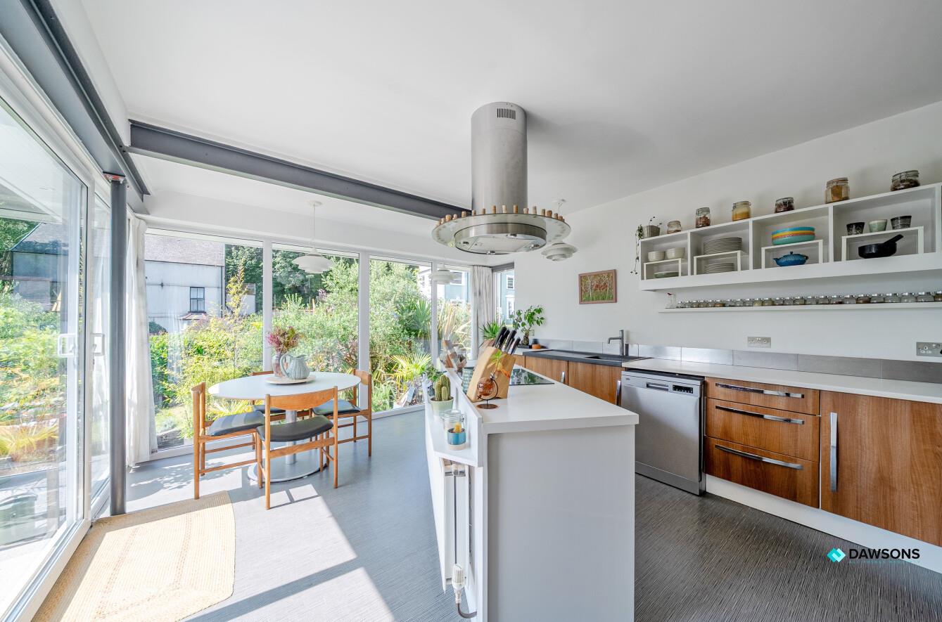 Rotherslade Road, Langland, Swansea, SA3 4QW